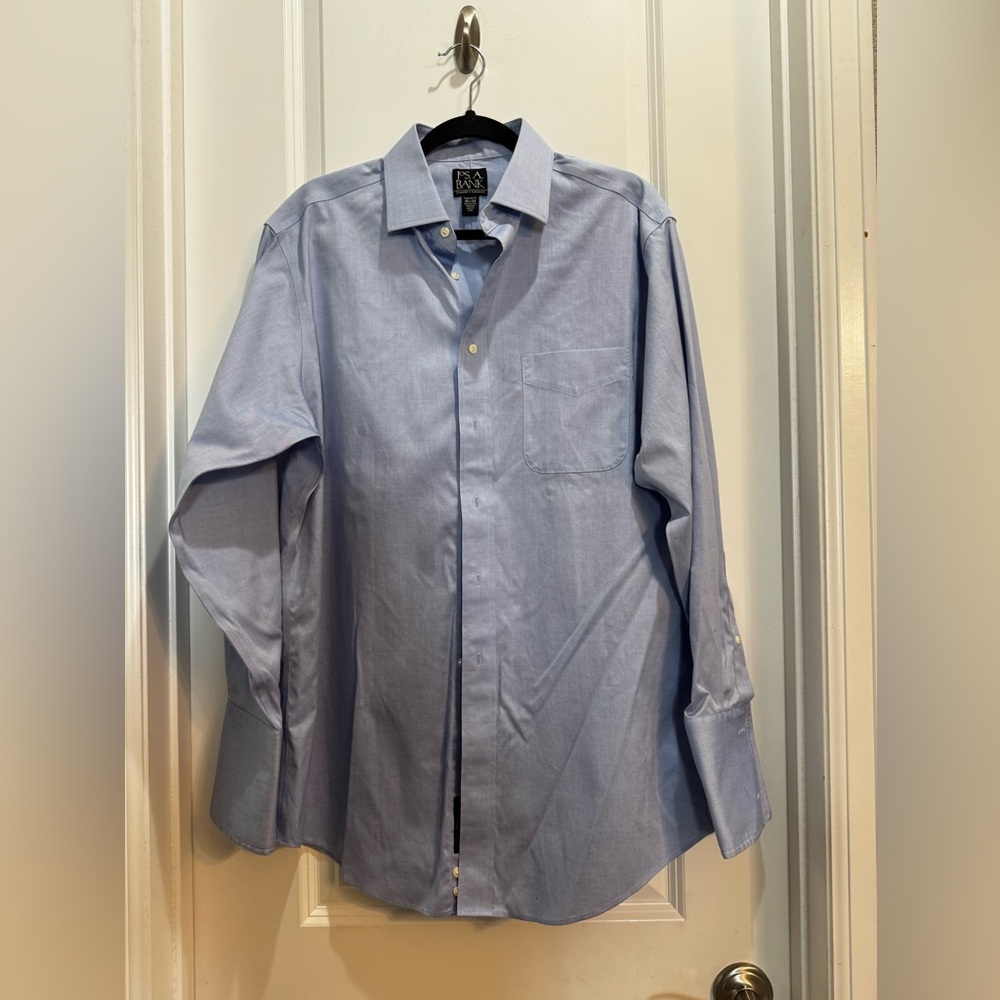 NWOT Jos. A. Bank Blue Button Down Shirt  Sz 16.5/33R Armpit To Armpit 24”